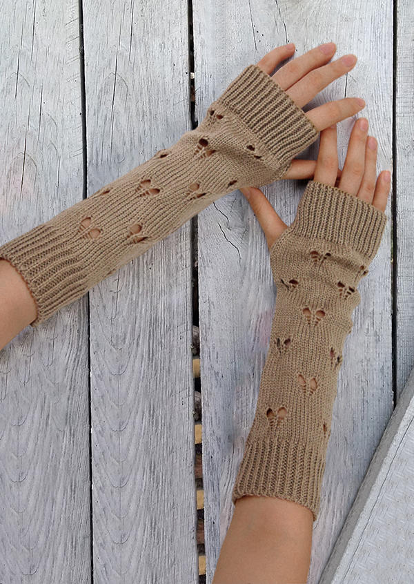 Gloves Jacquard Hollow Out Fingerless Gloves in Gray,Khaki. Size: One Size