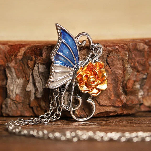 Floral Butterfly Alloy Pendant Necklace