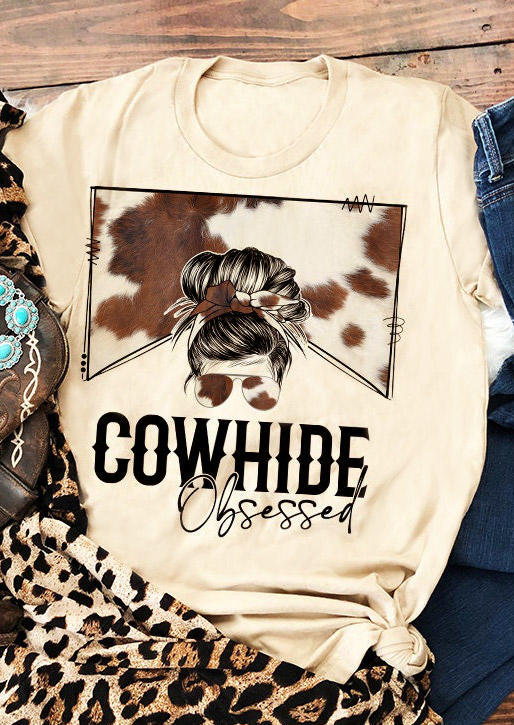 

T-shirts Tees Cowhide Obsessed O-Neck T-Shirt Tee in Apricot. Size
