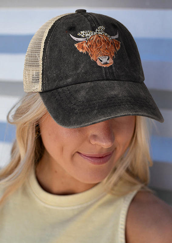 Hats Leopard Highland Cattle Baseball Cap in Black. Size: One Size