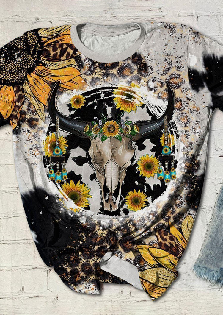

T-shirts Tees Leopard Sunflower Steer Skull T-Shirt Tee in Multicolor. Size
