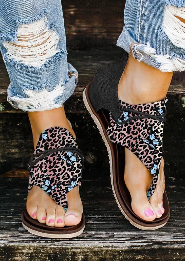 

Sandals Leopard Butterfly Flat Thong Sandals in Multicolor. Size