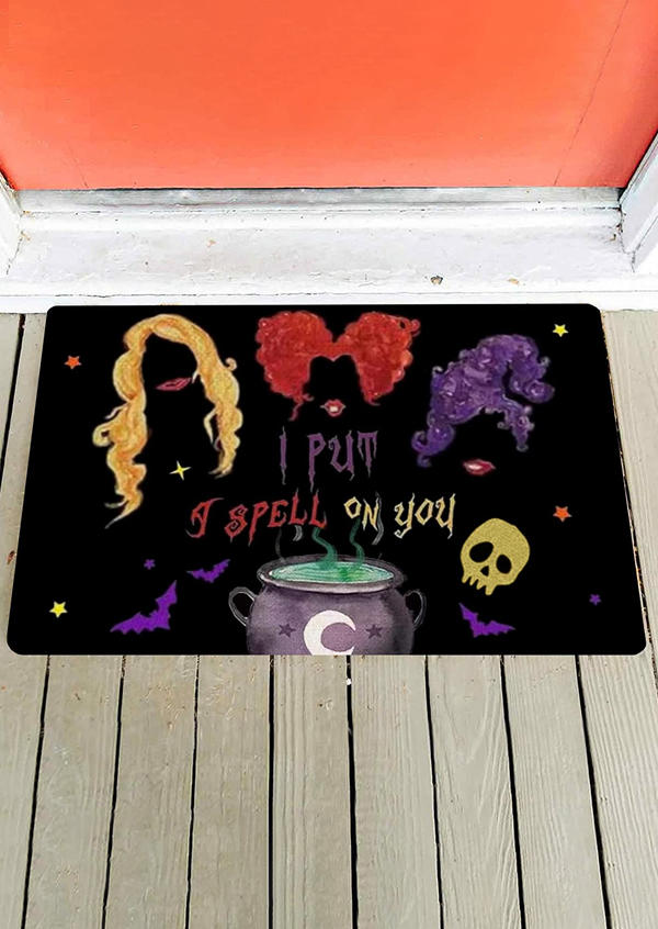 Halloween I Put A Spell On You Carpet in Multicolor. Size: One Size