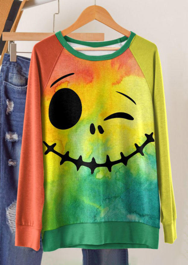 

Sweatshirts Halloween Tie Dye Pullover Sweatshirt in Multicolor. Size: L,M,,XL
