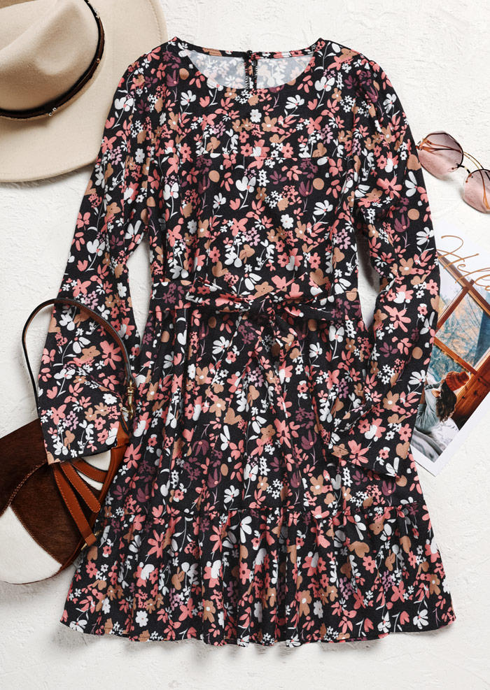 

Mini Dresses Floral Button Long Sleeve Mini Dress in Black. Size: ,XL