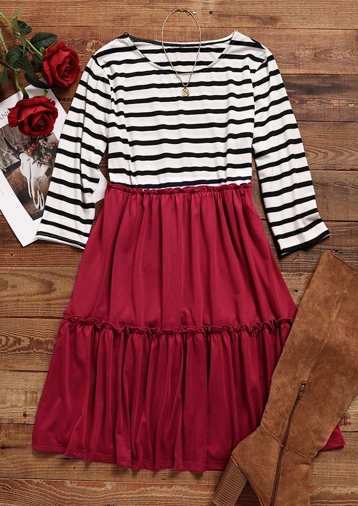 Mini Dresses Ruffled Striped Long Sleeve O-Neck Mini Dress in Multicolor. Size: M,S