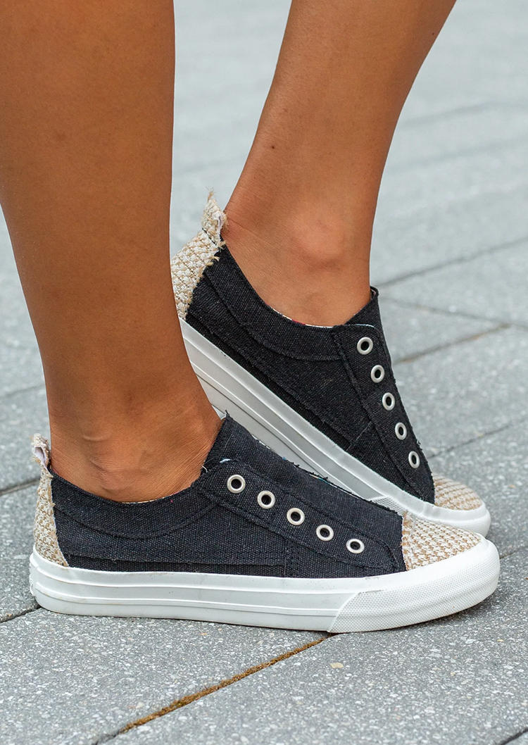 

Sneakers Color Block Round Toe Flat Sneakers in Black. Size: ,38,39,40,41