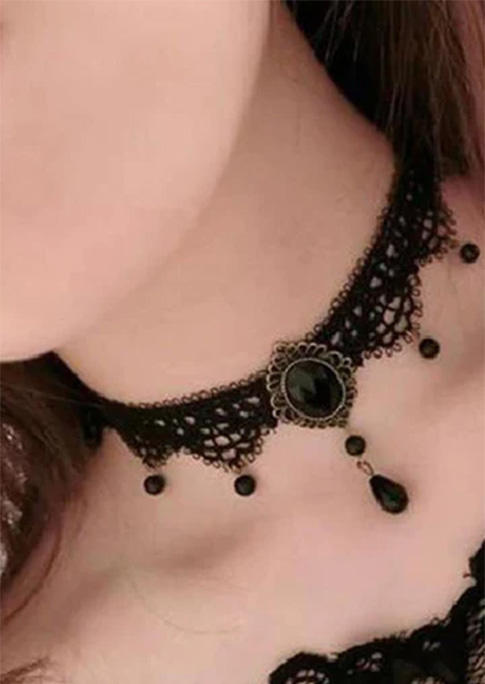 

Necklaces Hollow Out Tassel Choker Necklace in Black. Size