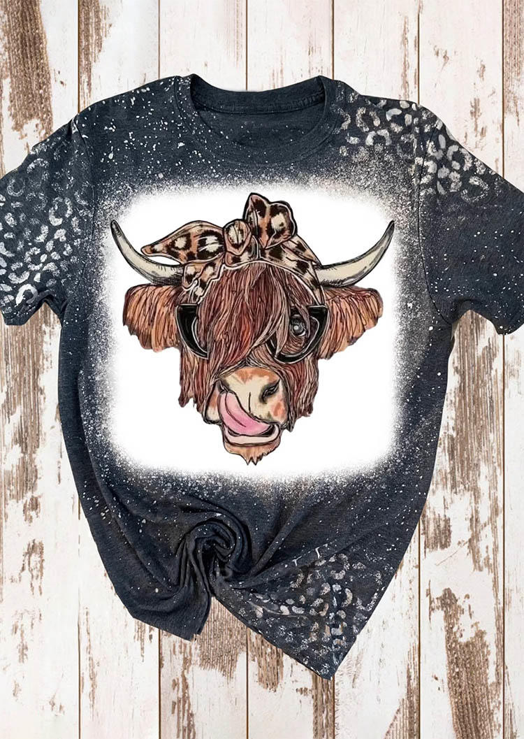 

T-shirts Tees Leopard Highland Cattle Bleached T-Shirt Tee in Black. Size