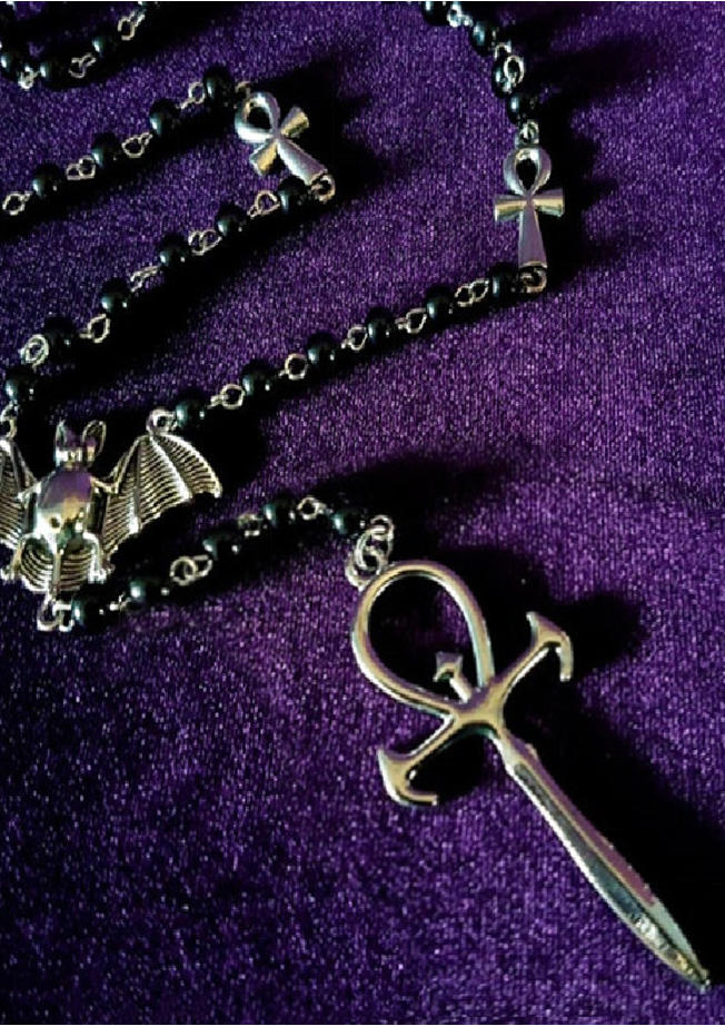Necklaces Halloween Bat Cross Beading Hollow Out Alloy Necklace in Black. Size: One Size