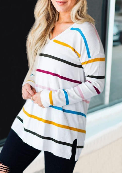 

Blouses Colorful Striped Long Sleeve V-Neck Blouse in White. Size: L,M,,XL