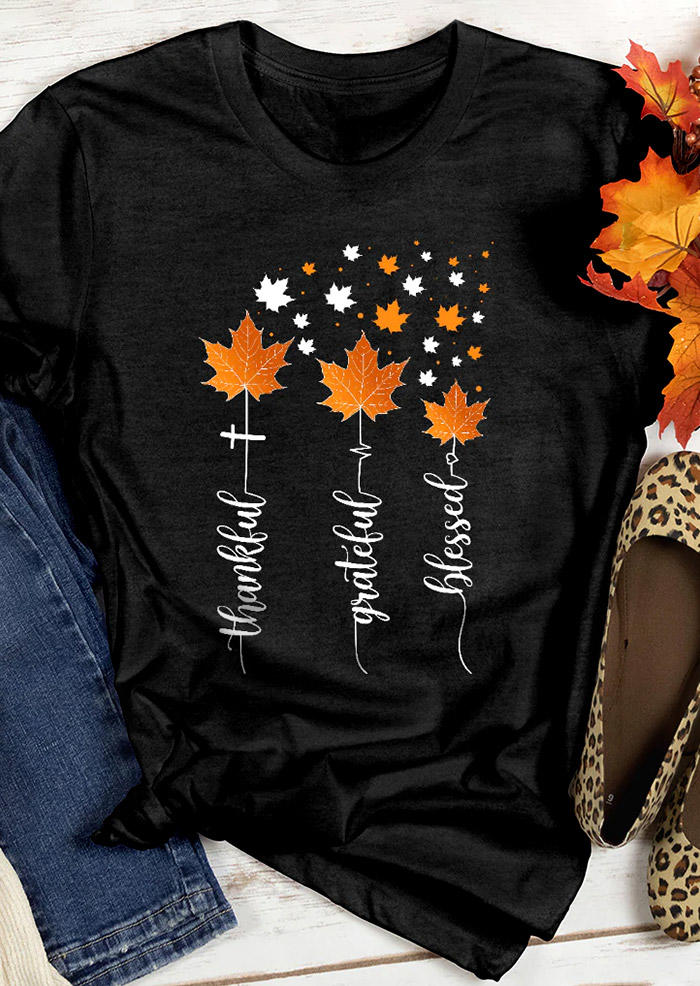 T-shirts Tees Thankful Grateful Blessed Maple Leaf T-Shirt Tee in Black. Size: L,M,S,XL