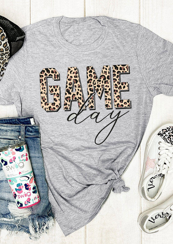 T-shirts Tees Game Day Leopard O-Neck T-Shirt Tee in Gray. Size: L,M,S,XL
