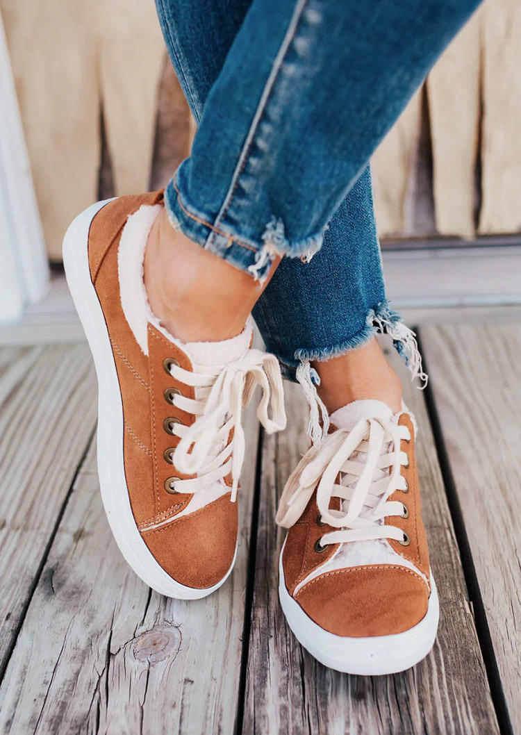 

Sneakers Color Block Lace Up Flat Sneakers in Orange. Size: ,38,39,40,41