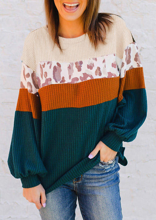 

Sweatshirts Leopard Color Block Pullover Sweatshirt in Multicolor. Size: L,,XL