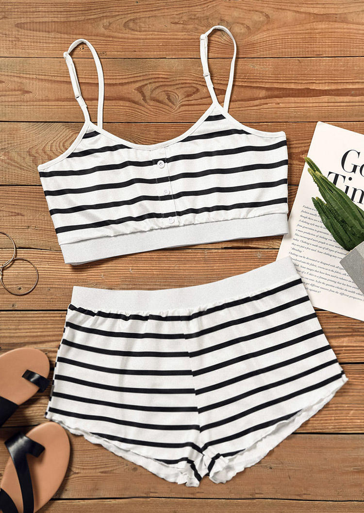 

Sleepwear Striped Camisole And High Waist Shorts Pajamas Set in Multicolor. Size