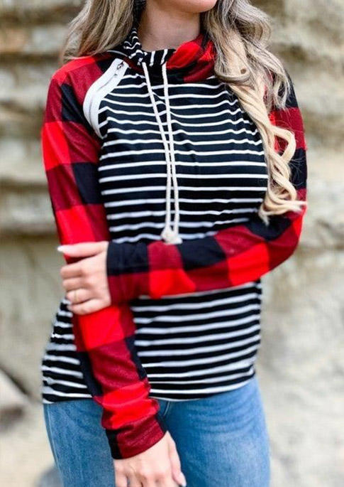 

Hoodies Buffalo Plaid Striped Zipper Pocket Hoodie in Multicolor. Size: L,M