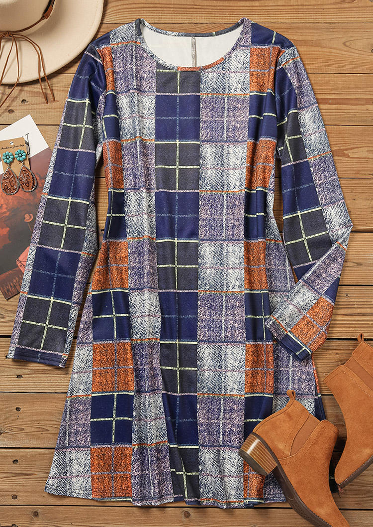 

Mini Dresses Plaid Long Sleeve O-Neck Mini Dress in Multicolor. Size: L,,XL