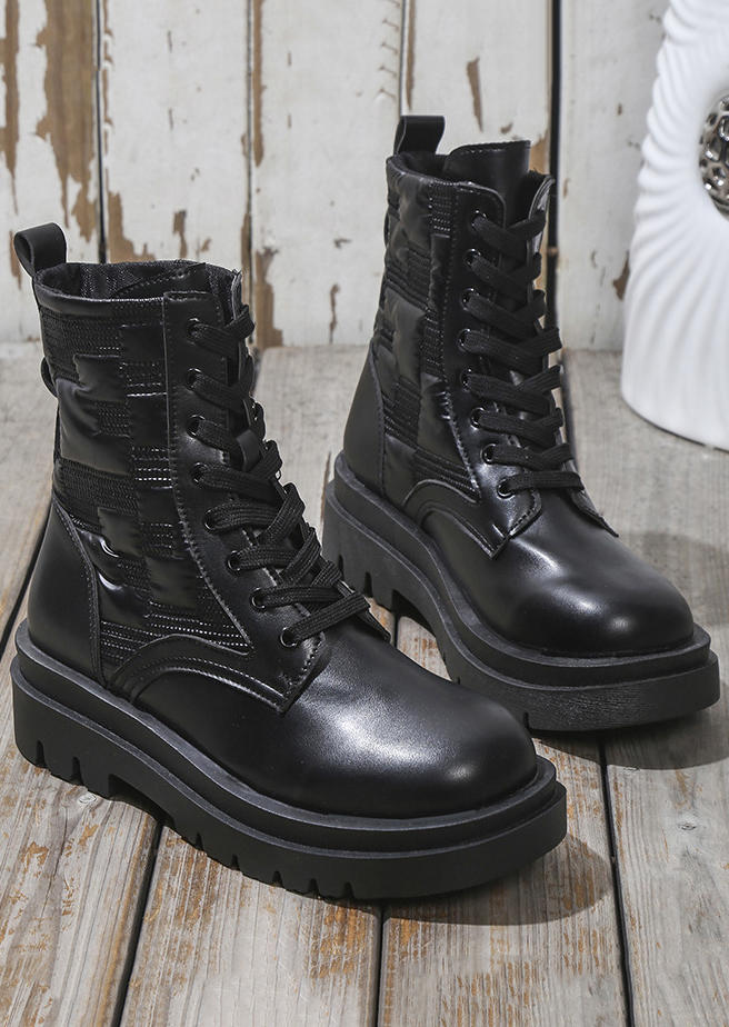 Boots Winter Lace Up Martens Boots in Black. Size: 37,38,39,40,41