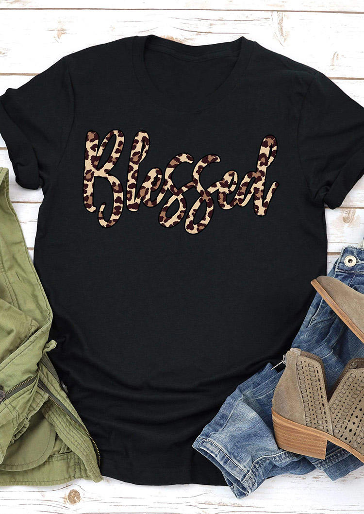 

T-shirts Tees Thanksgiving Blessed Leopard O-Neck T-Shirt Tee in Black. Size