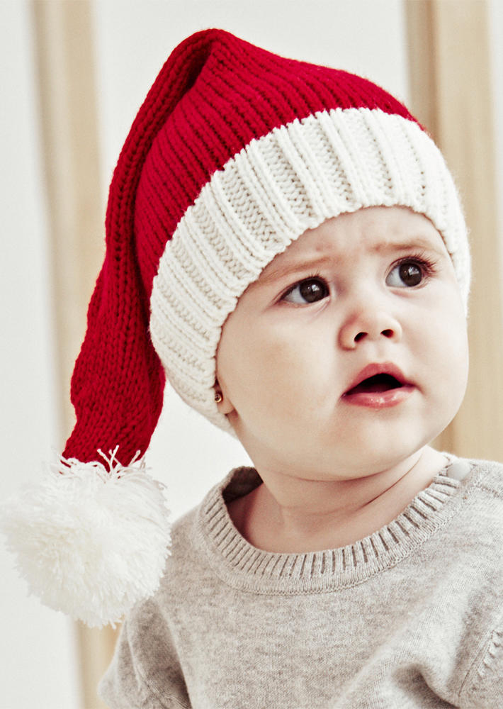 

Hats 2Pcs Christmas Mommy And Me Soft Beanie Santa Cap Set in Red. Size