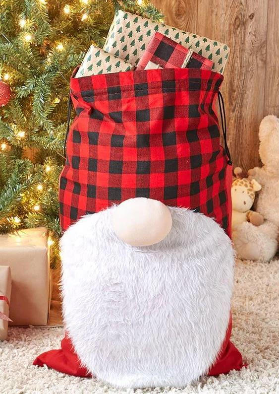 

Christmas Decoration Christmas Plaid Gnome Gift Storage Bag in Multicolor. Size