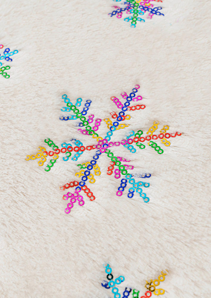 

Pillowcase Christmas Snowflake Pillowcase without Pillow in White. Size