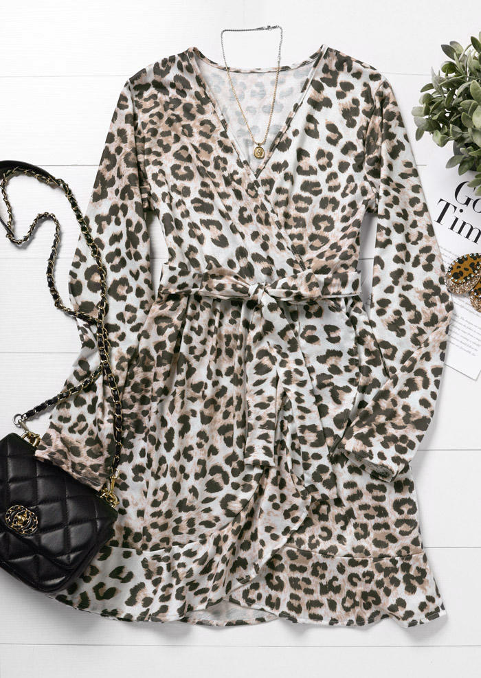 Mini Dresses Leopard Long Sleeve Casual Mini Dress in Multicolor. Size: L,M,S