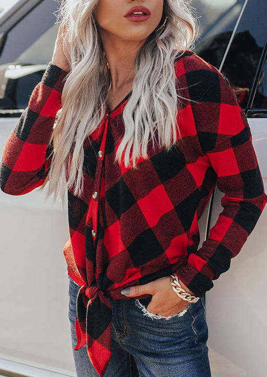 

Blouses Plaid Button Tie Long Sleeve Blouse in Red. Size: L,M,,XL