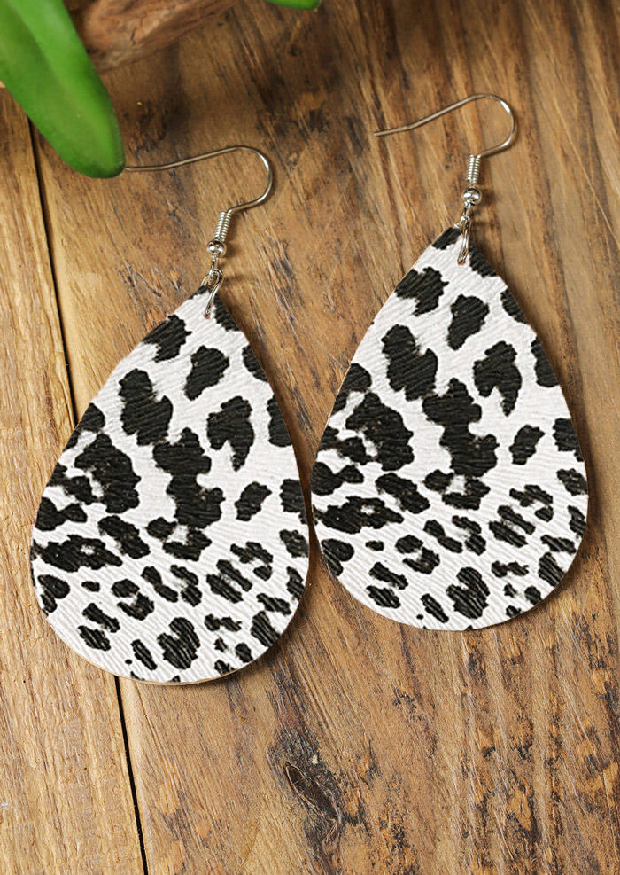

Earrings Leopard Water Drop PU Leather Earrings in Black. Size