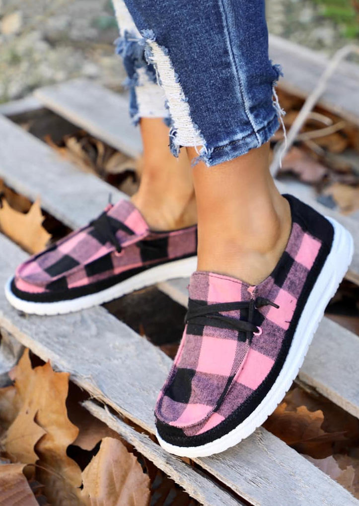 

Sneakers Plaid Slip On Round Toe Flat Sneakers in Pink. Size: ,38,39,40,41