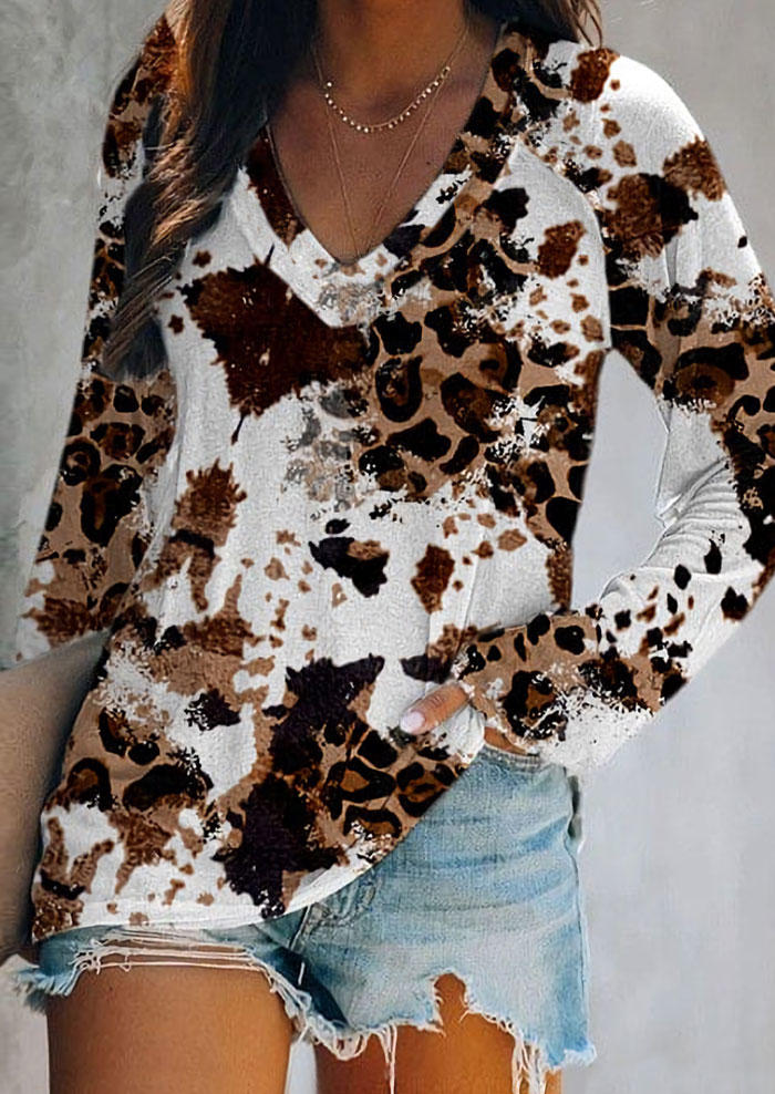 

Blouses Leopard Long Sleeve V-Neck Blouse in Multicolor. Size