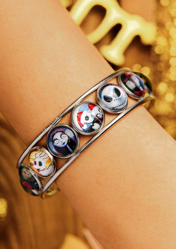 

Bracelet To My Daughter Open Alloy Bracelet in Silver. Size