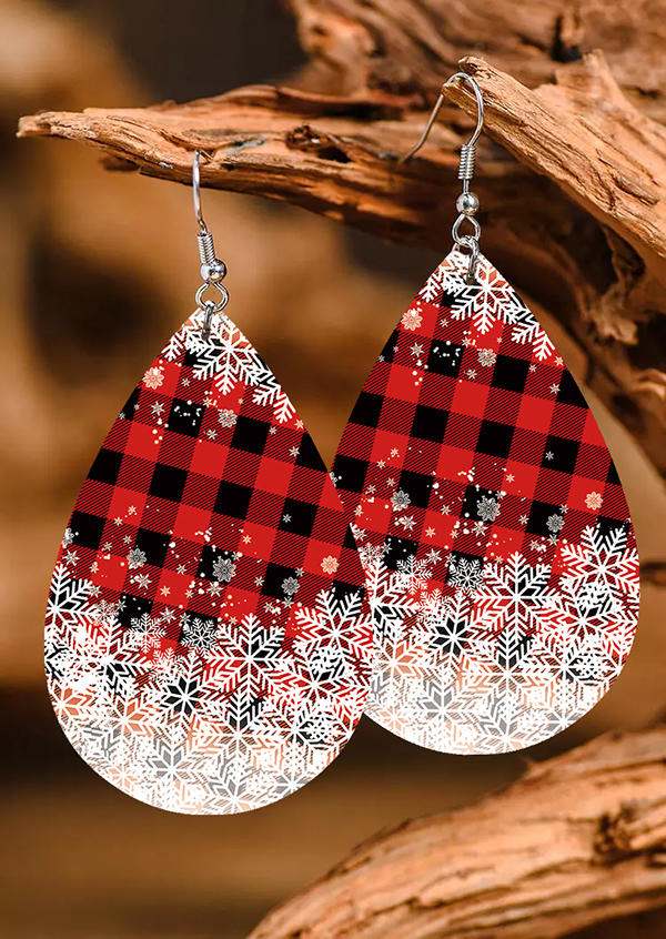 

Earrings Christmas Snowflake Buffalo Plaid Gradient Earrings in White. Size