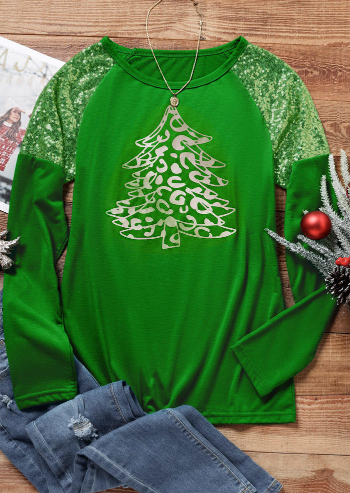 T-shirts Tees Christmas Tree Long Sleeve T-Shirt Tee in Green. Size: S