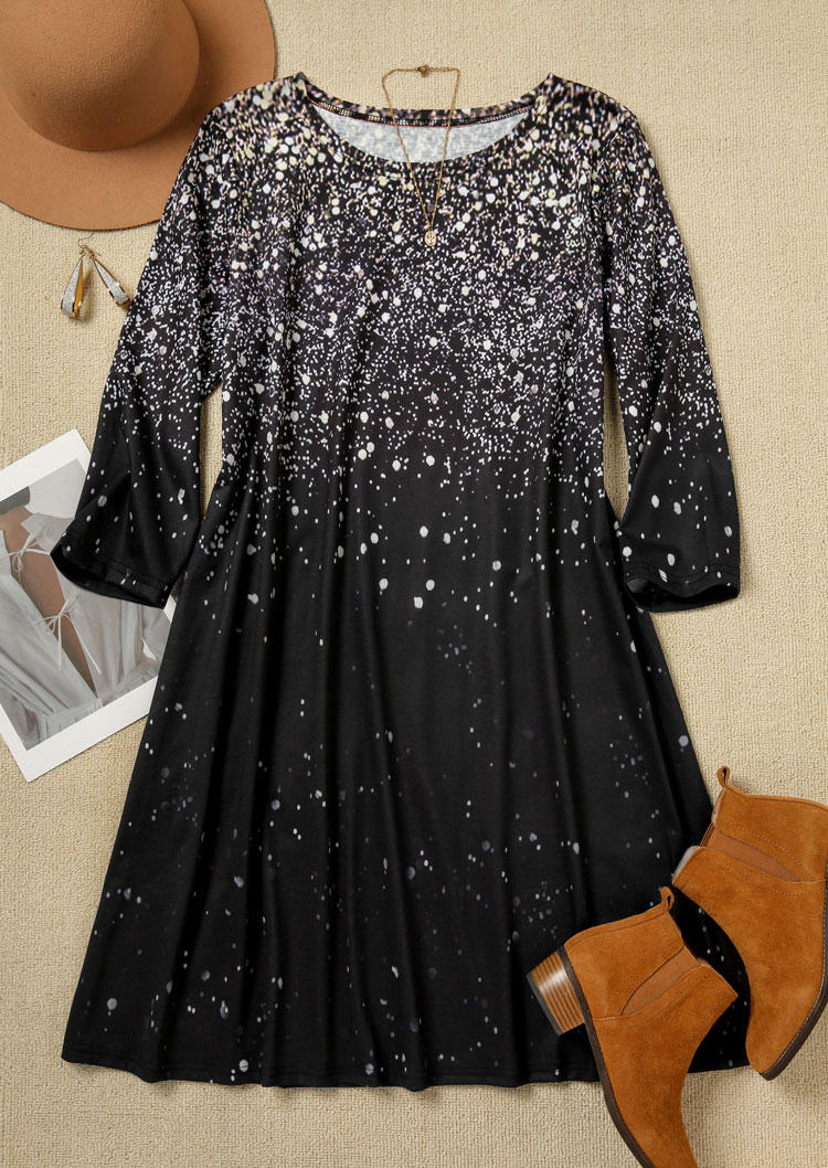 

Mini Dresses Glitter Long Sleeve Mini Dress in Black. Size: L,M,S