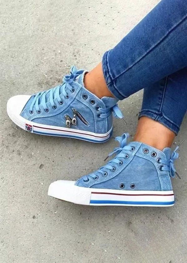 

Sneakers Skull Lace Up Zipper Round Toe Sneakers in Blue. Size