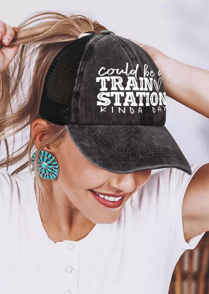 

Hats Letter Printed Criss-Cross Baseball Cap in Black. Size