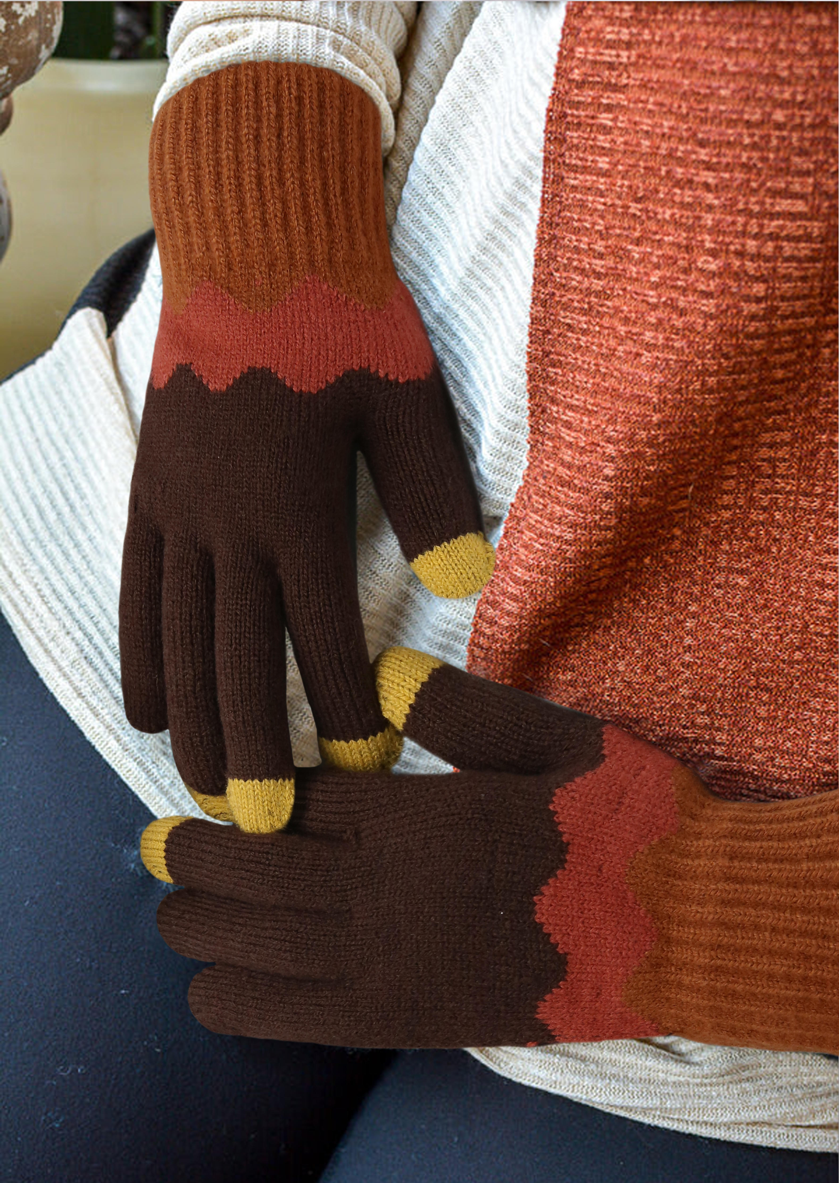 

Gloves Color Block Winter Warm Gloves in Brown. Size