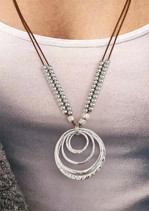 

Necklaces Round Beading Pendant Necklace in Brown. Size