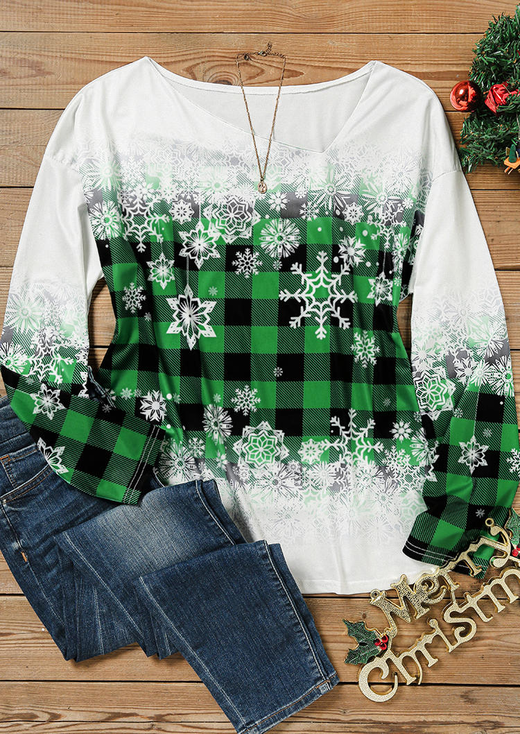 

Blouses Christmas Plaid Snowflake Long Sleeve Blouse in Green. Size: L