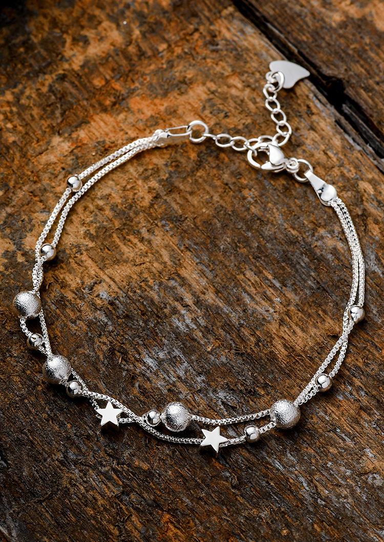 Bracelet Star Beading Adjustable Alloy Bracelet in Silver. Size: One Size