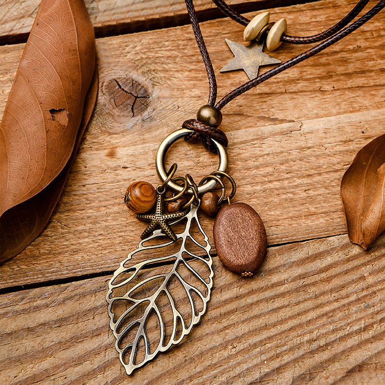 Hollow Out Leaf Pendant Necklace