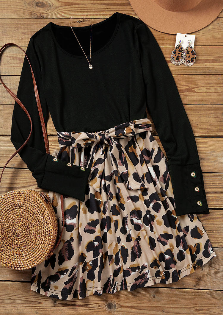 

Mini Dresses Leopard Button Long Sleeve Mini Dress in Black. Size: L,M,,XL