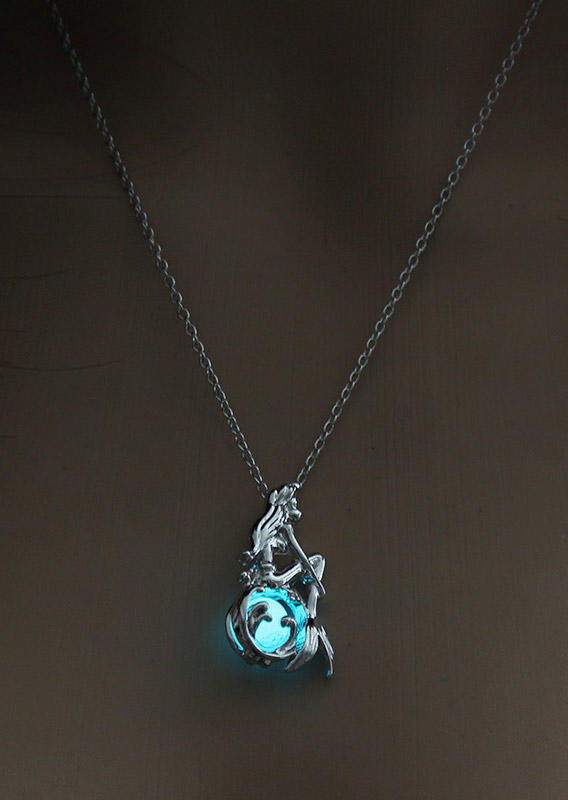 

Necklaces Hollow Out Pendant Alloy Necklace - Cyan in Blue. Size