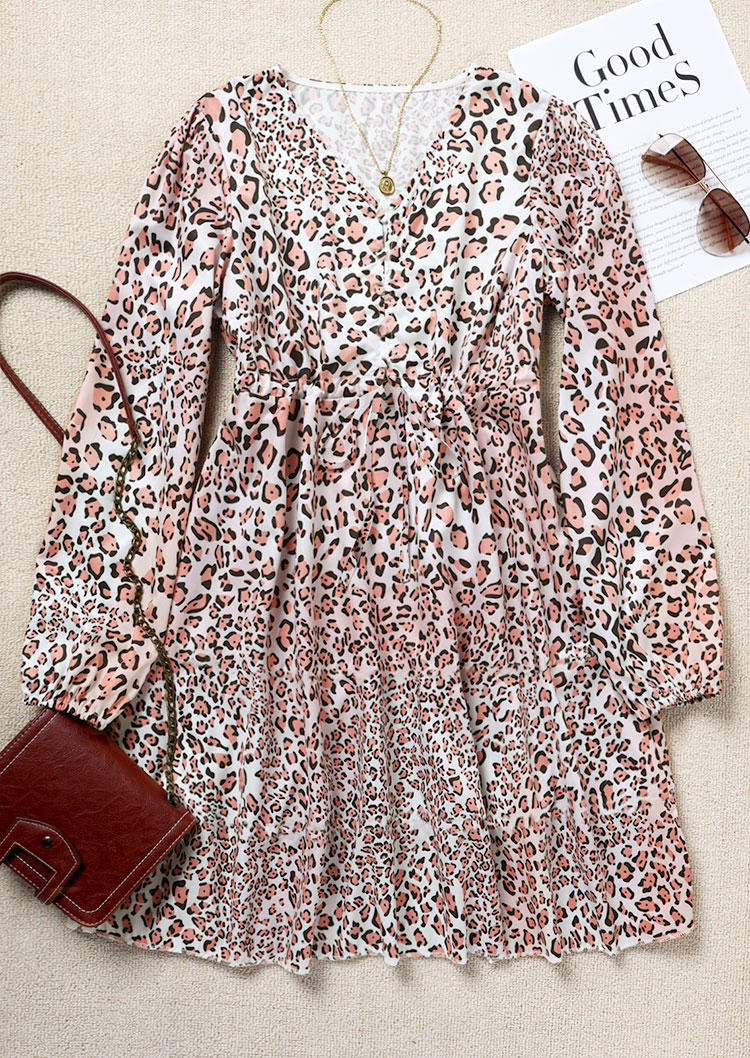 

Mini Dresses Leopard Button Elastic Cuff Mini Dress in Multicolor. Size: L,M,,XL