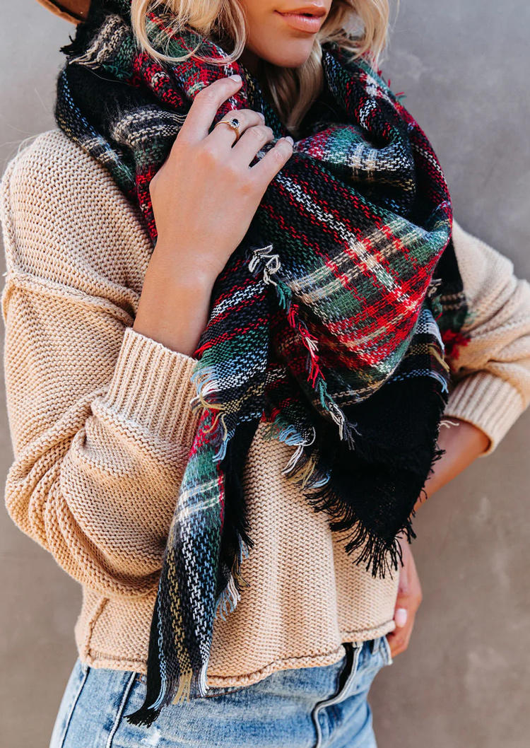 

Scarves Vintage Plaid Tassel Warm Scarf in Multicolor. Size