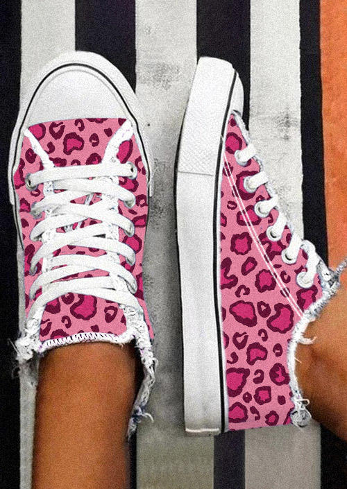 

Sneakers Leopard Lace Up Round Toe Flat Sneakers in Pink. Size: ,39,40,41