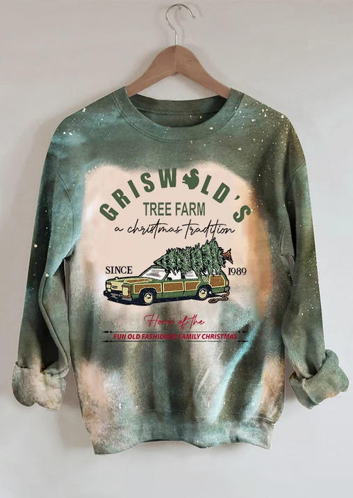 Sweatshirts Griswold's Tree Farm A Christmas Tradition Sweatshirt in Green. Size: XL
