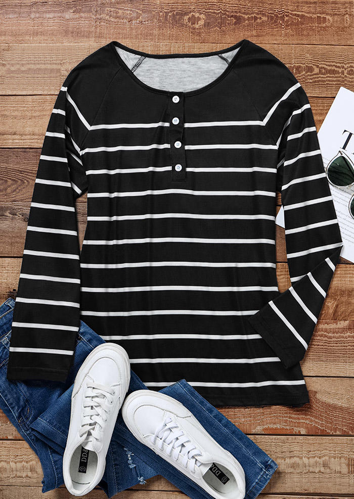 

Blouses Striped Button Long Sleeve Blouse in Black. Size